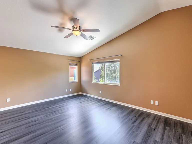 10037 Willowbrook Pond Rd — Photo 13
