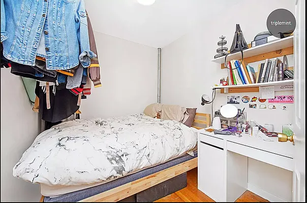 Rented by City Connections Realty | media 8