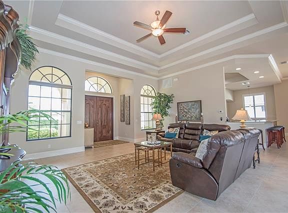 5th image of 922 Tivoli Ct