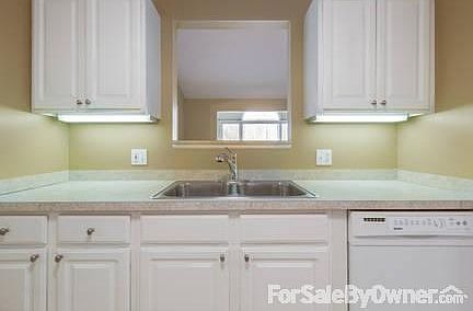 5th image of 9660 Sylvan Ln Unit 9660