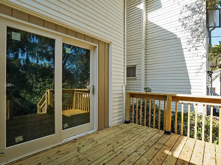 588 Mount Vernon Rd — Photo 36