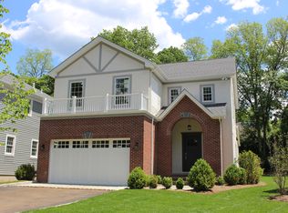 1019 Grove St, Mamaroneck, NY 10543