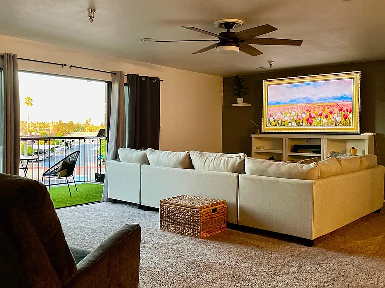 425 S Parkcrest #327 — Photo 8