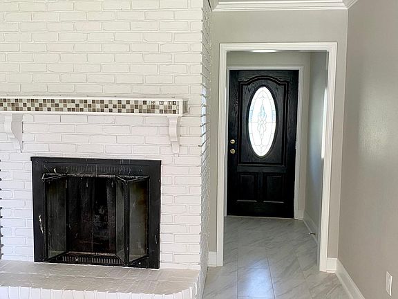 4th image of 2138 Elkwood Dr