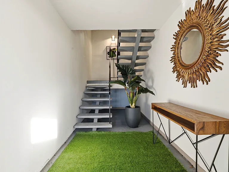 100 Byrne St #100 — Photo 13