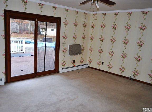 5th image of 35 Robinson Ave