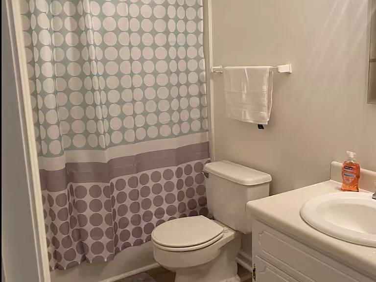 1016 E Commons Dr — Photo 16