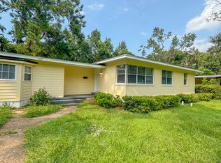 1666 Mayhew St, Tallahassee, FL 32304