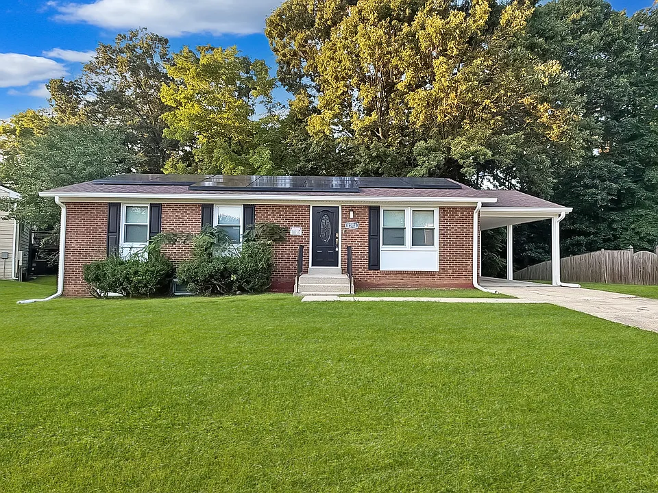 2302 Old Fort Hills Dr