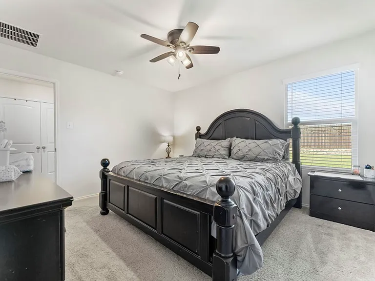 718 Trestle Dr — Photo 17