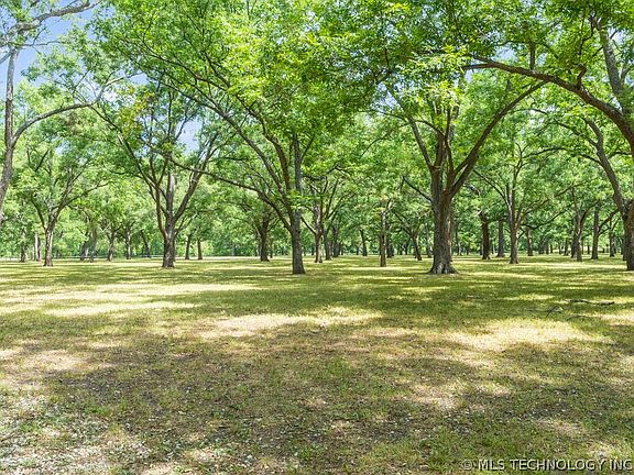 5th image of 68243 S 220th Rd