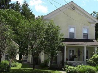 10 Academy St, New Berlin, NY 13411