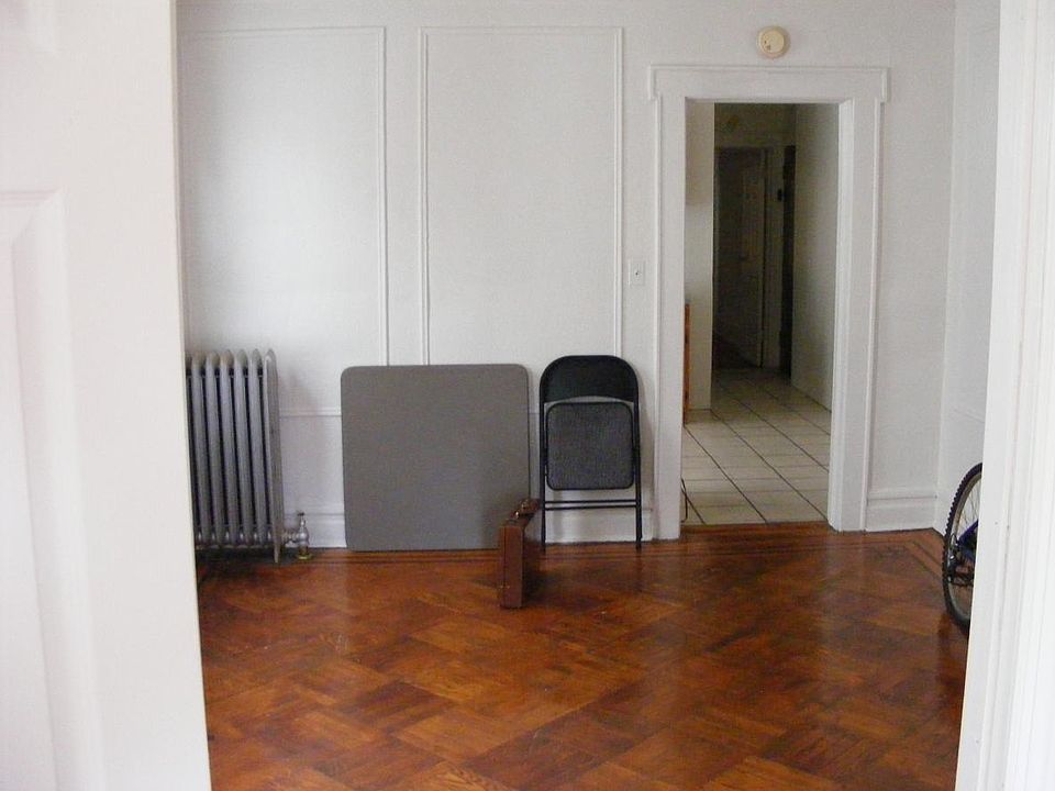 1st image of 448 Nye Ave
