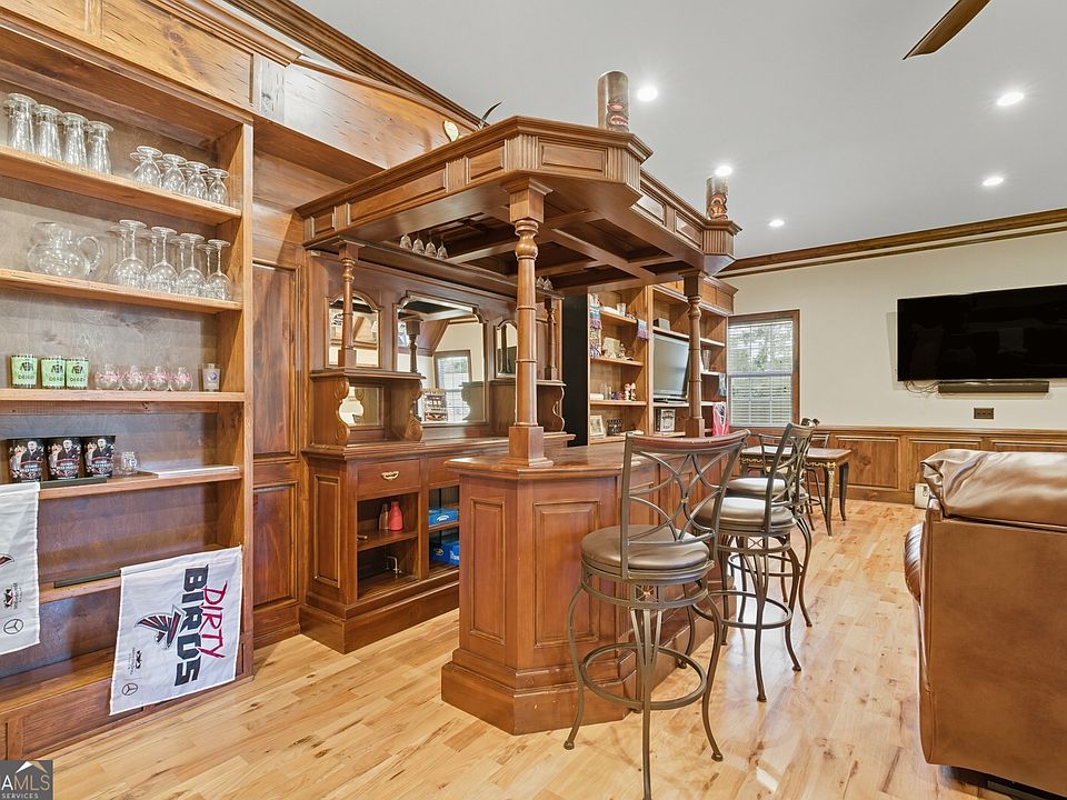 49th image of 1091 Echota Rd
