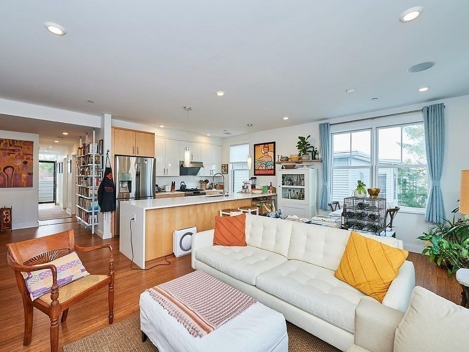 1st image of 290 Highland Ave #3A