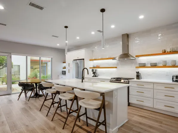 220 Aliso Dr SE, Albuquerque, NM 87108