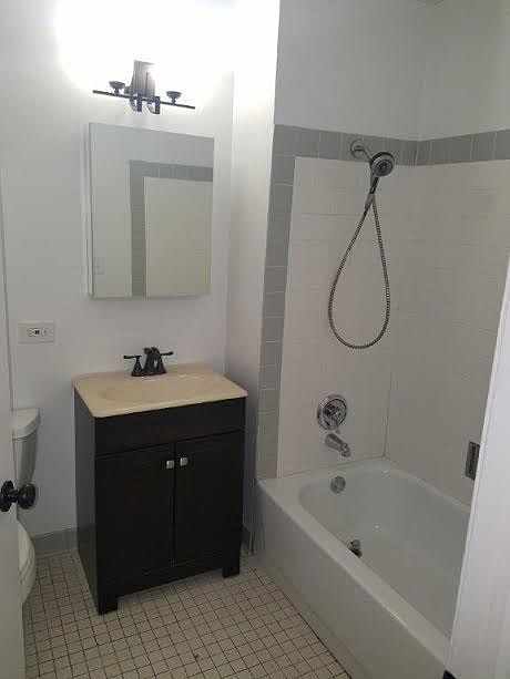 1st image of 4752 S Wabash Ave APT 304