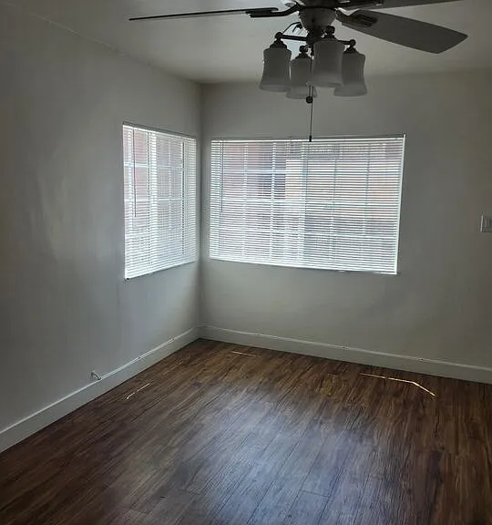 8261 Crenshaw Dr — Photo 4
