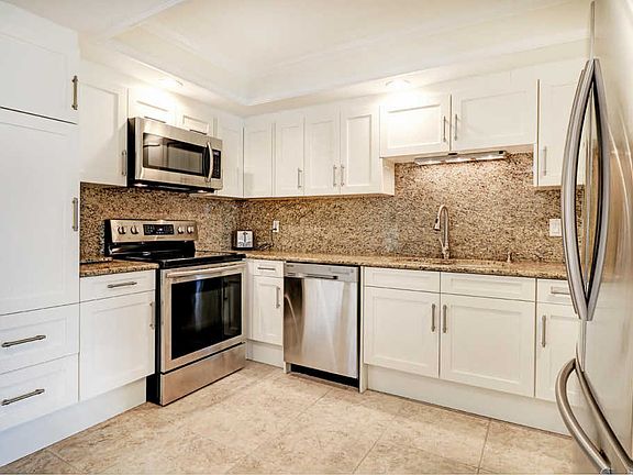4th image of 3450 S Ocean Blvd APT 303