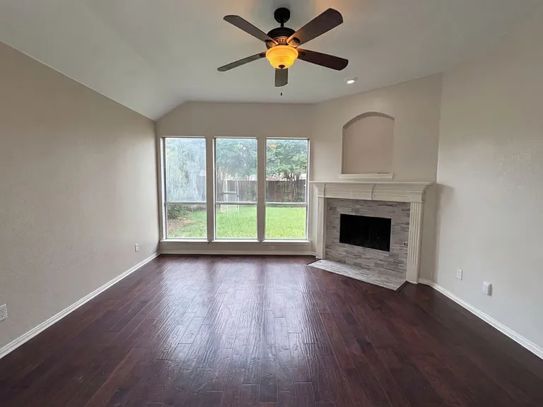 1454 Forest Oaks Ct #1441 — Photo 2
