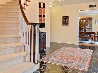 321 Springlake Ave, Hinsdale, IL 60521