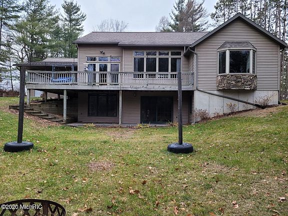 2nd image of 7843 Northland Dr