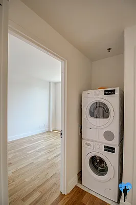 Rented by Next Door Realty NYC | media 31