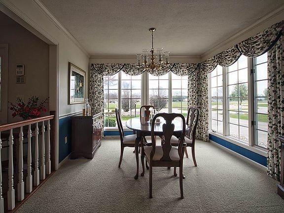 4th image of 23368 Bluff Crest Dr