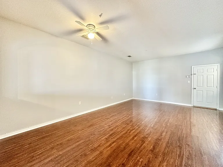 4129 Via Piedra Cir — Photo 15