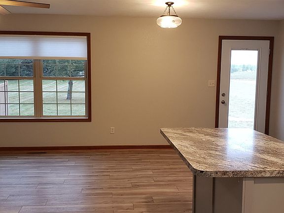 4th image of 25899 Northland Crossing Dr