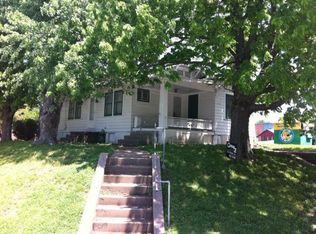 10500 E 18th St, Independence, MO 64052