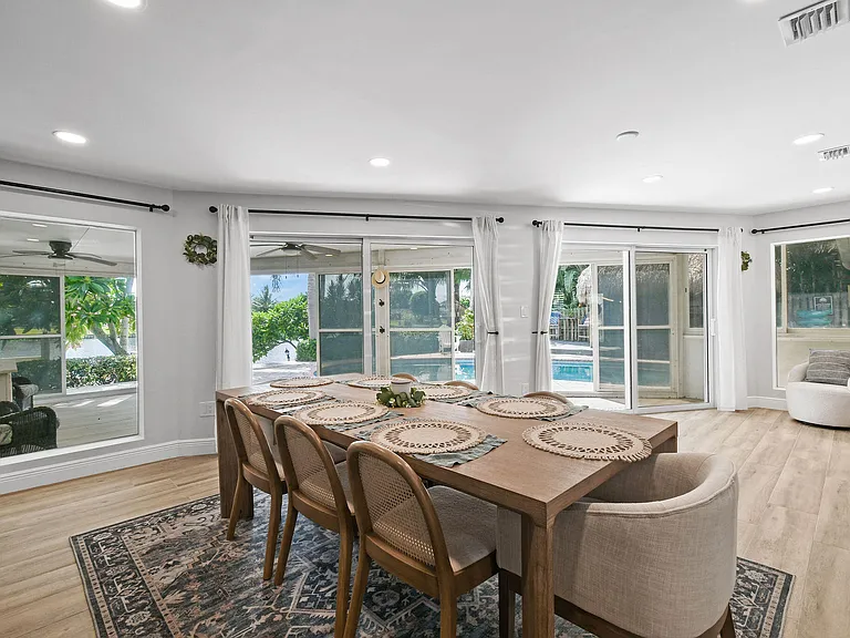 8110 W Lake Dr — Photo 16