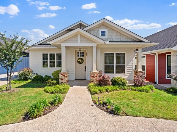 322 Woodside Trl, Waxahachie, TX 75165