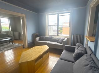 3119 32nd St APT 7, Astoria, NY 11106
