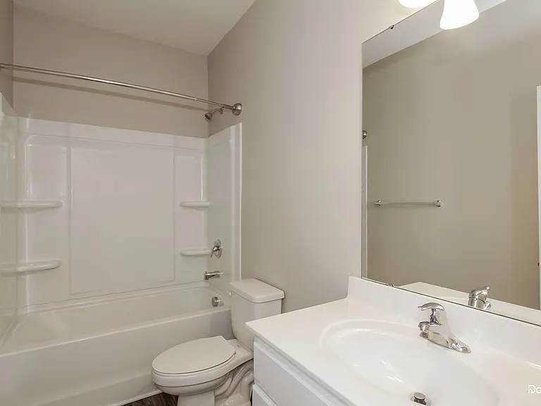 960 Joselynn Dr — Photo 11