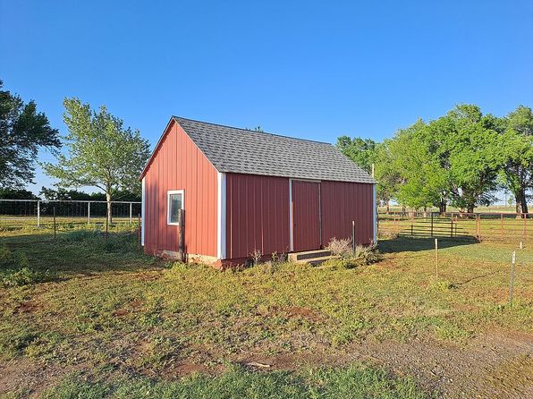 20252 E 1120th Rd, Elk City, OK 73644
