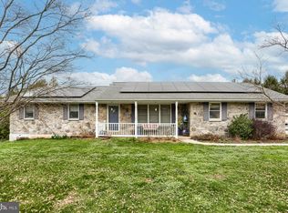 173 Schoolhouse Rd, Palmyra, PA 17078