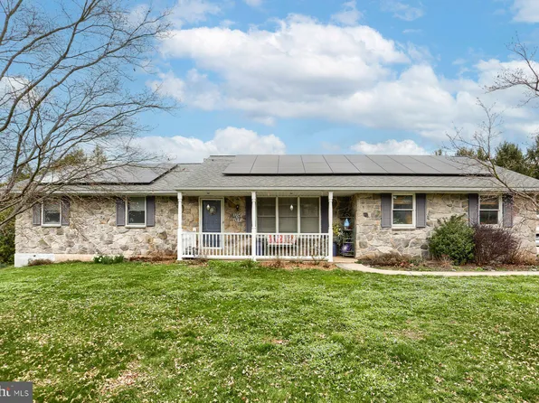 173 Schoolhouse Rd #L-0070, Palmyra, PA 17078