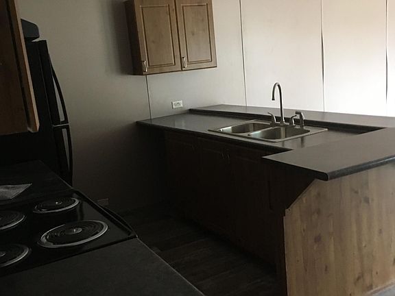 5th image of 335 SE Balboa Dr #74