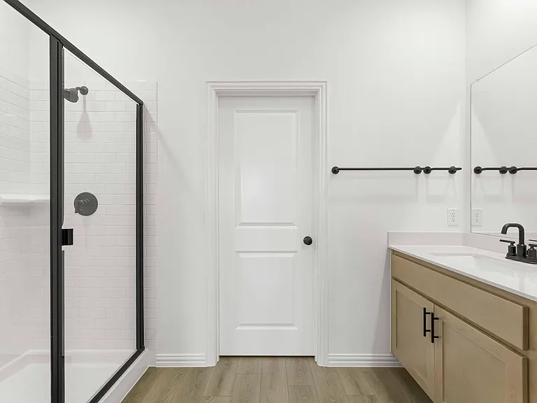 1215 Daybreak Dr — Photo 17