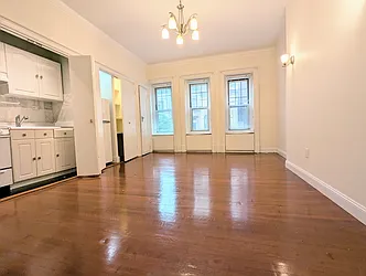 Rented by Manhattan Spaces