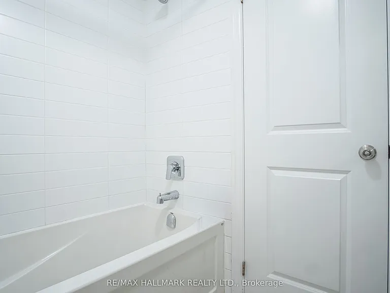35 Roberta Dr #1 — Photo 9