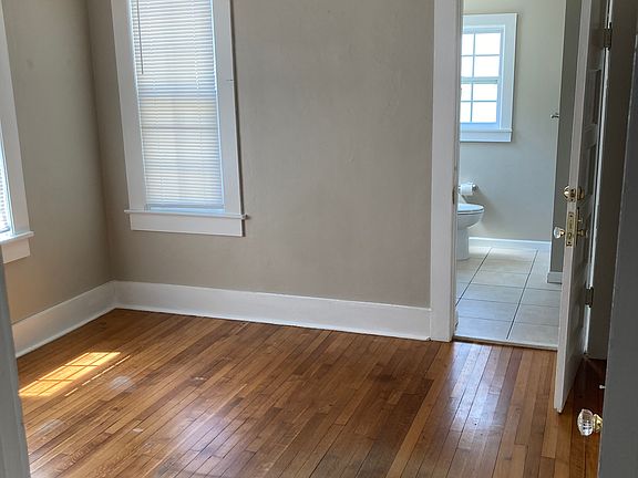 5th image of 2028 NW 3rd Ave