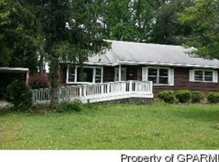 619 Cameron Dr, Kinston, NC 28501