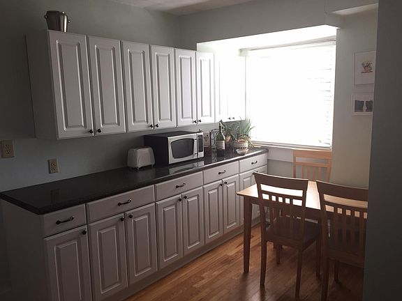 4th image of 635 Maryland Ave APT 1