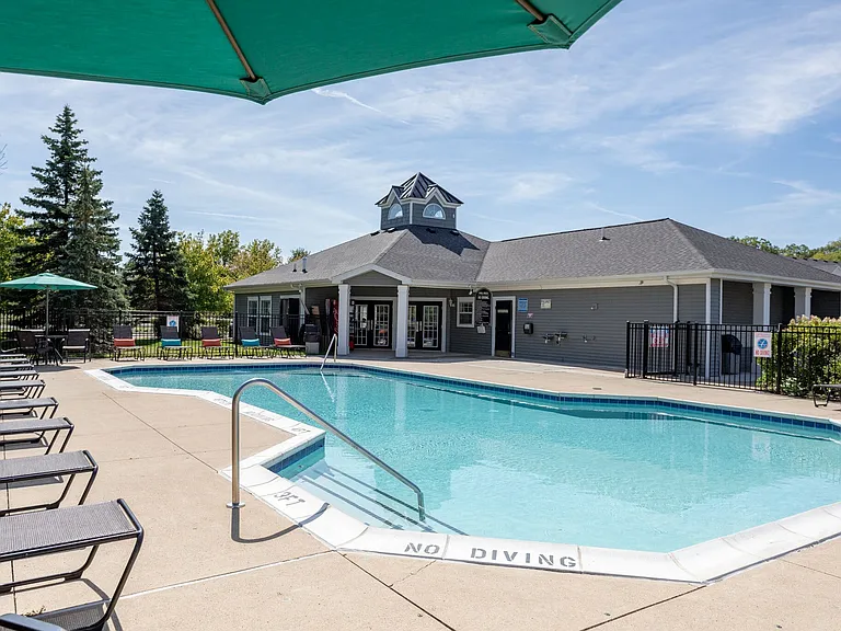 Arbor Club Apartments - Ann Arbor, MI — Photo 20