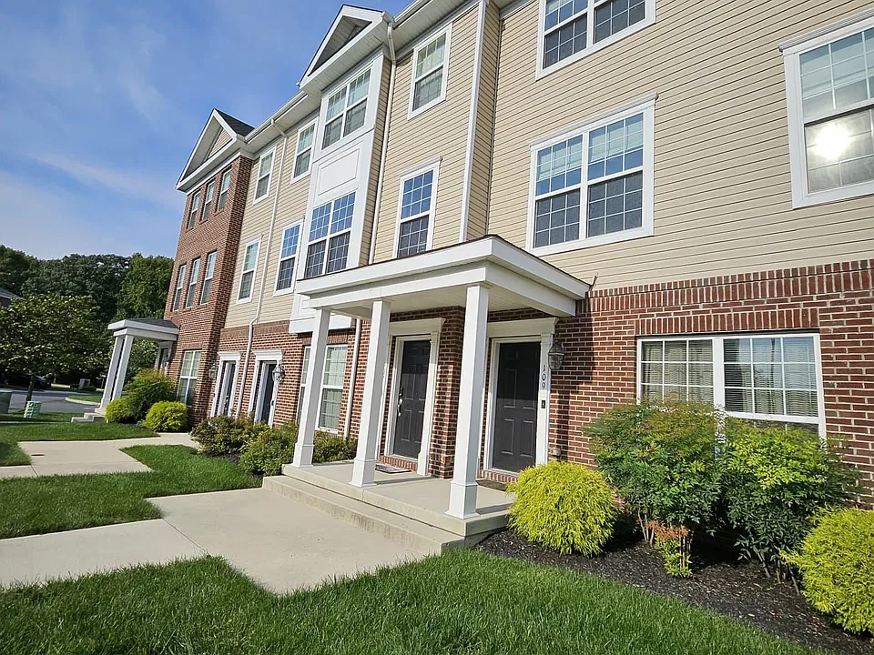 109 Kramer Ct