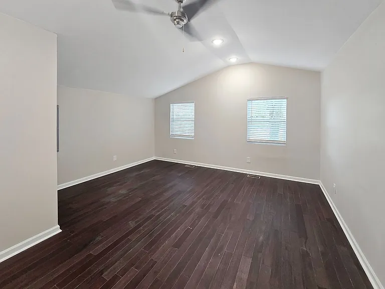 674 Harvest Rd — Photo 17