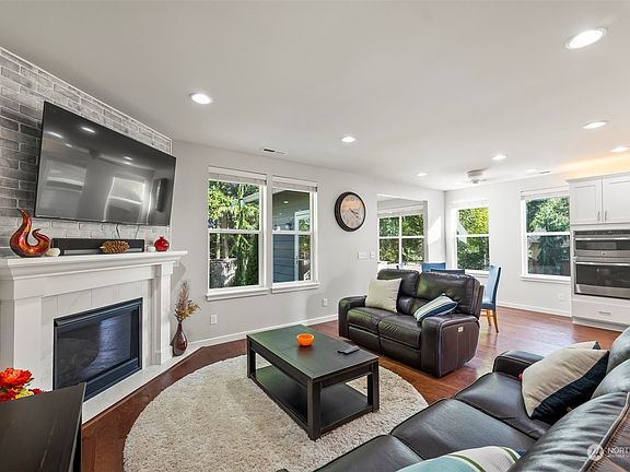 5th image of 13901 197th Avenue E