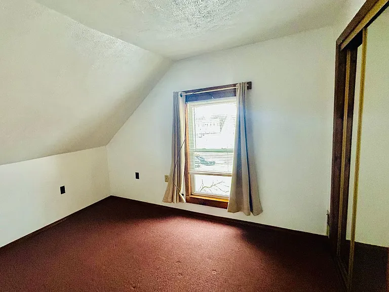 175-177 Myrtle Ave — Photo 12